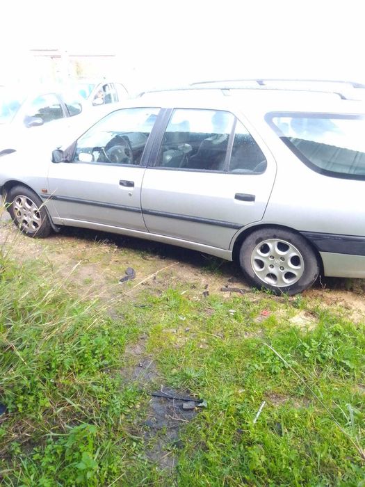 Peugeot 306 (ano 1999) com problema na centralina