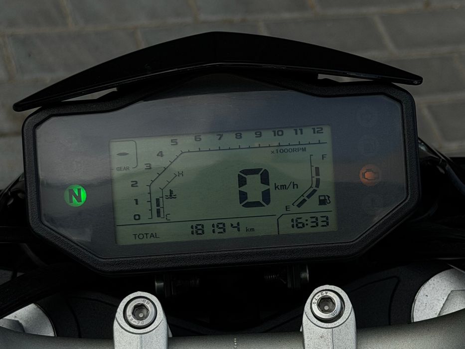 KEEWAY RKF 125 - C/ EXTRAS! Como Nova!