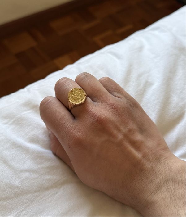 Anel Dois pesos e meio
