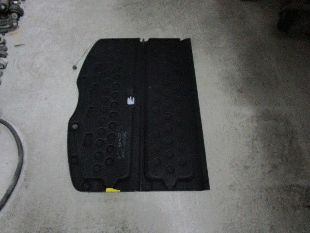Chapeleira / tampo da mala SKODA Octavia I Break (1U5)