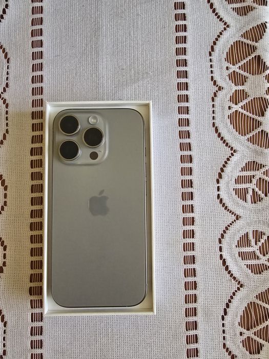 Iphone 16 Pro  Natural   Tytanium 256  Perfekcyjny