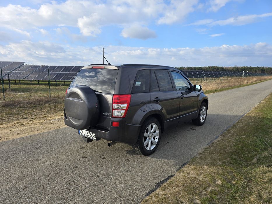 Suzuki grand vitara 2