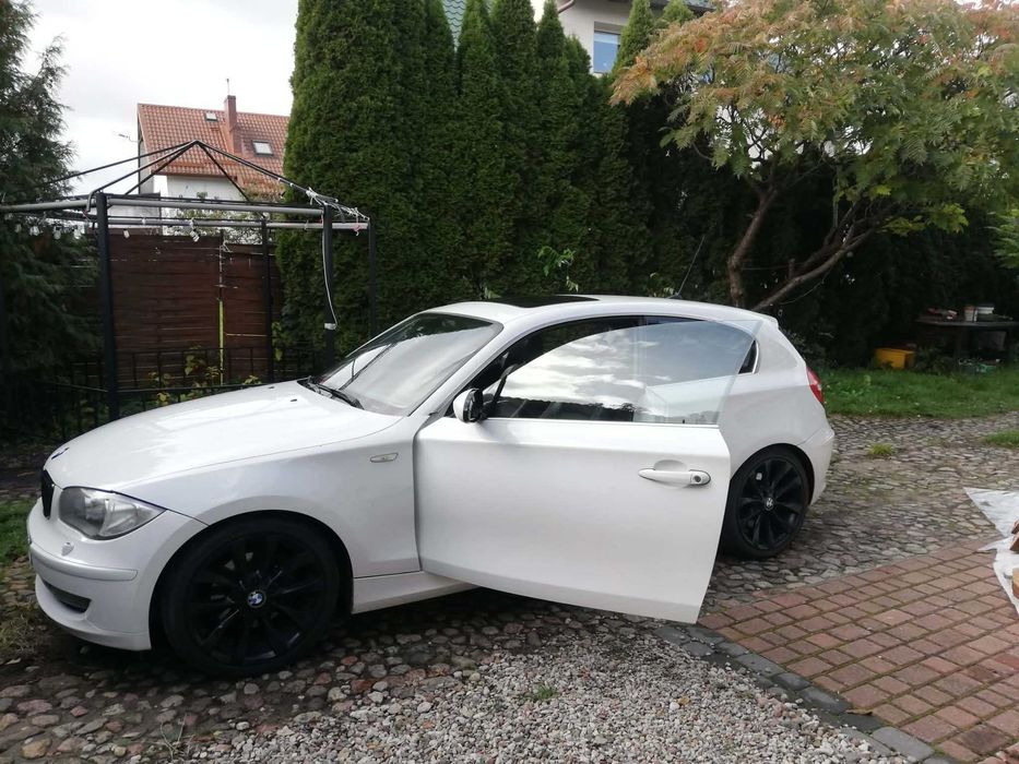 E81 M-Pakiet 177KM Xenon 6 biegów Szyber Alu 18 ORYG. LAKIER Faktury!!