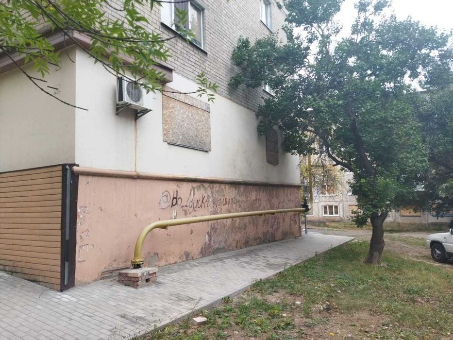 Приміщення банку з рухомим майном в м. Краматорськ