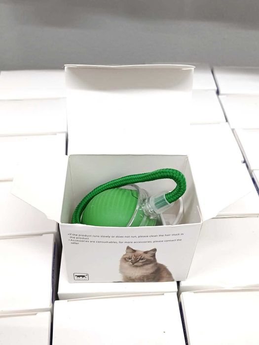 Bola USB Vibra Para Gatos e Cãos