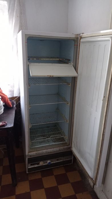 Німецька морозильна камера