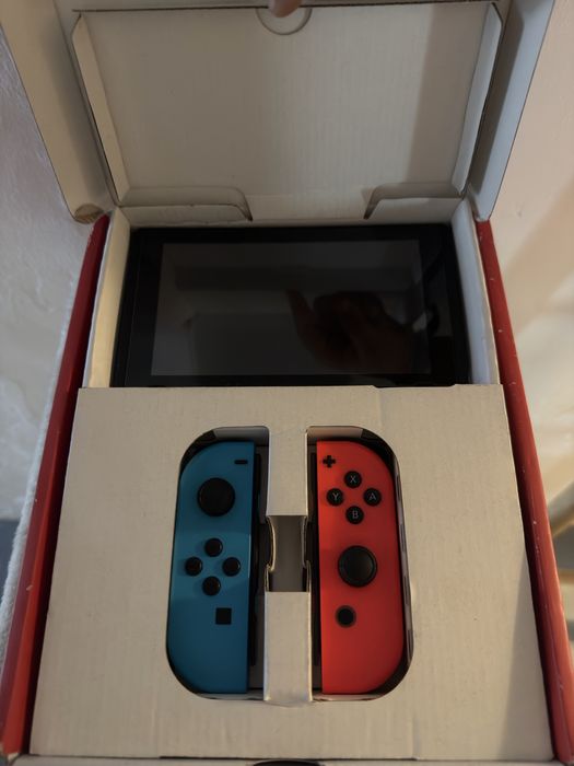 Nintendo Switch - Pacote completo