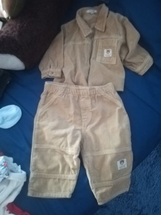 Conjunto de calca e camisa