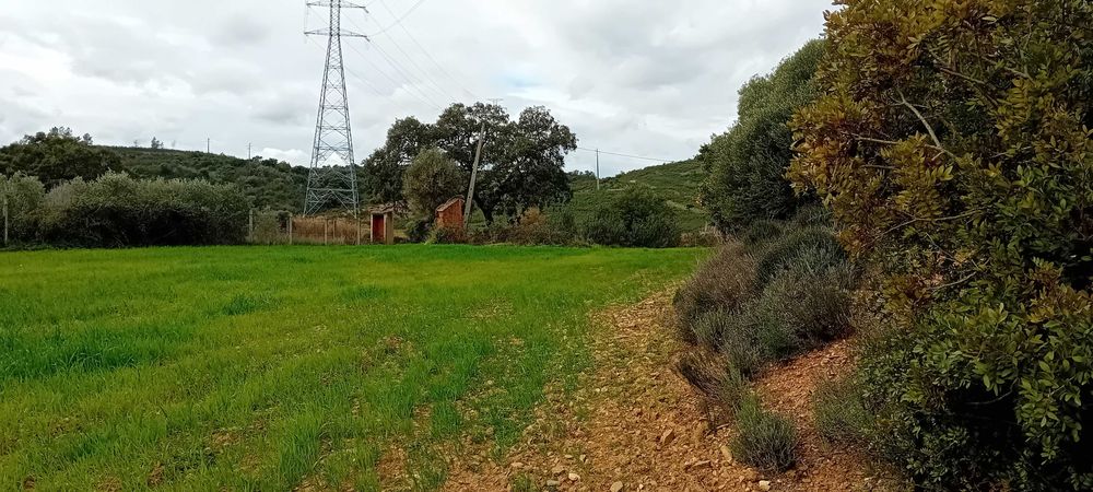 Oportunidade no Algarve! Terreno com ruina!