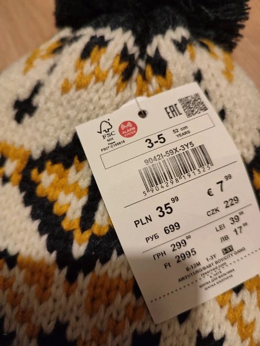 Komplet czapka i komin