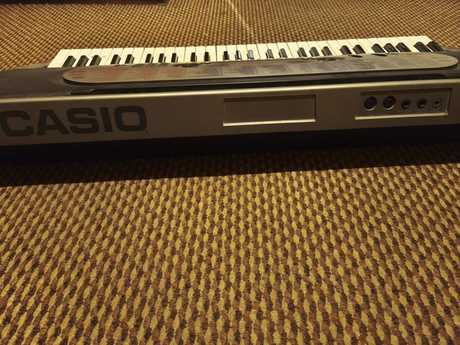 Keyboard Casio CTK 573
