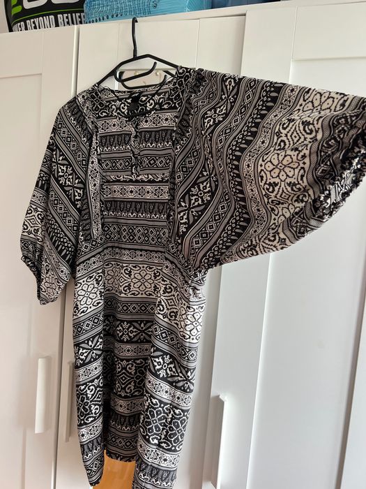 Lekka letnia sukienka H&M