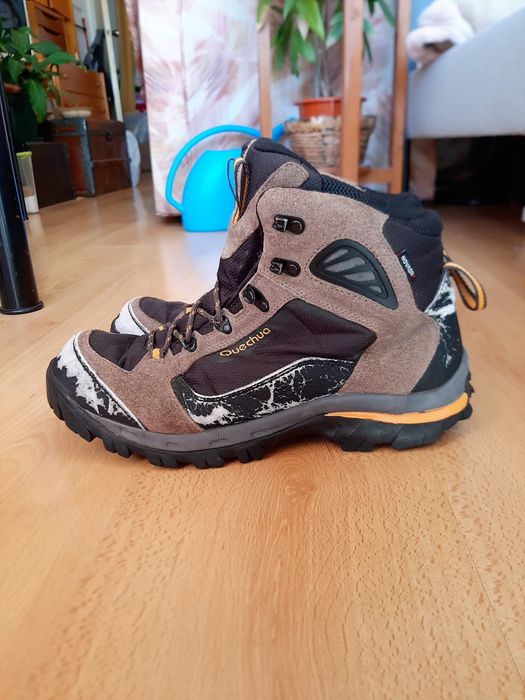 Botas de Caminhada/Montanha Quechua 44
