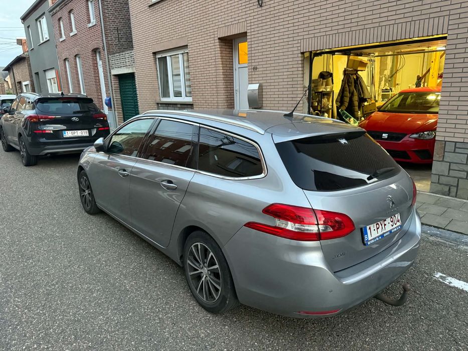 Peugeot 308 T9 2017 1.6hdi
