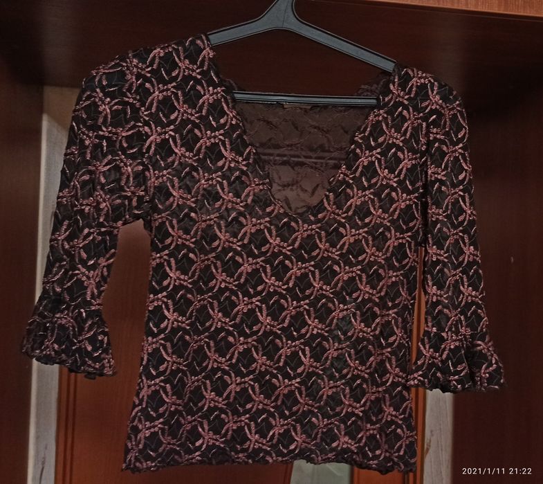 Легенька тоненька кофточка