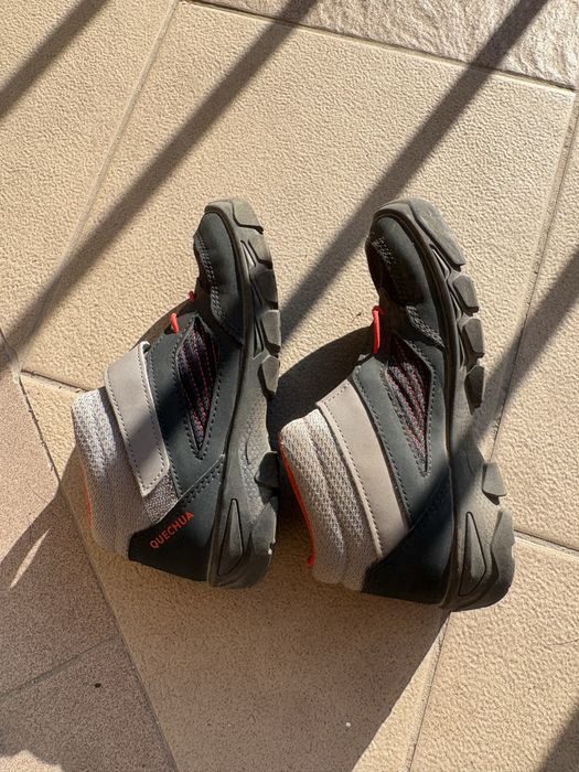 Buty turystyczne dla dzieci Quechua NH100 mid roz.33 prawie nieuzywane