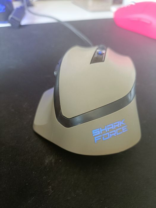 Rato e teclado gaming