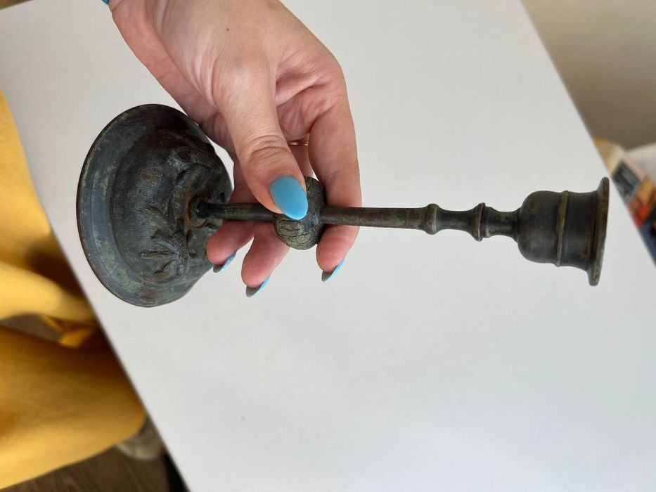 Старовинний бронзовий підсвічник з комахами  ,модерн 19 см