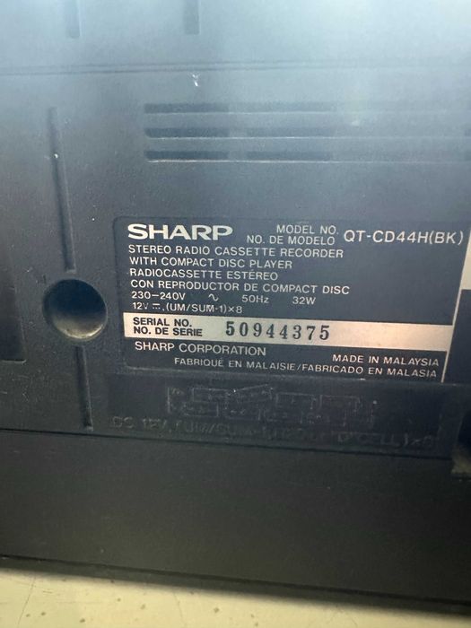 Винтажный бумбокс Sharp QT-CD44