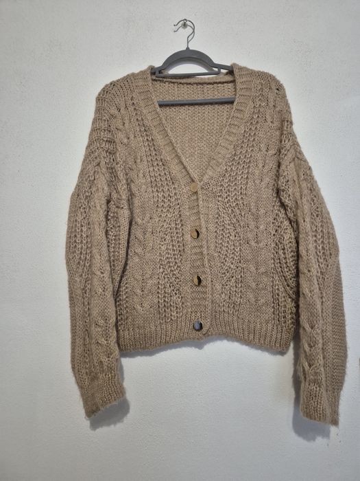 Sweter rozpinany bezowy uniwersalny