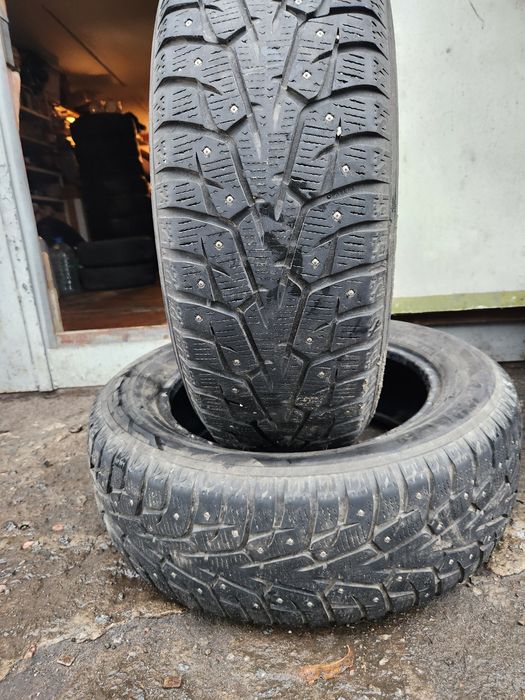 Продам пару зимової гуми 225/60 r17 Yokohama IceGuard 8.5mm