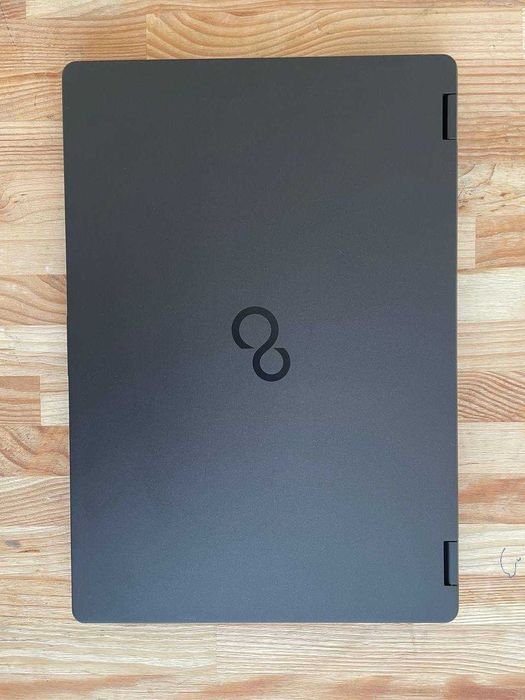Встигніть! Ноутбук Fujitsu LifeBook U7311 i5-1135G7 | 8GB | SSD 256 4G