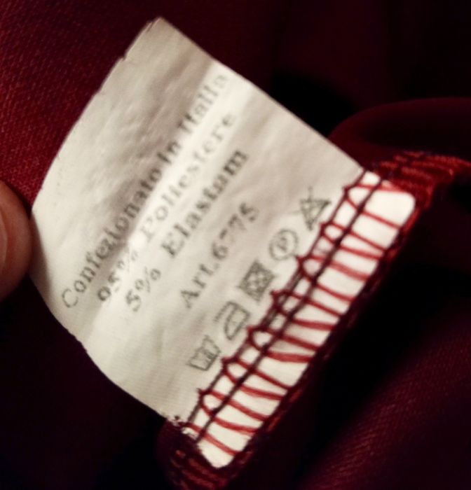 Bordowa elegancka sukienka na co dzień unisex