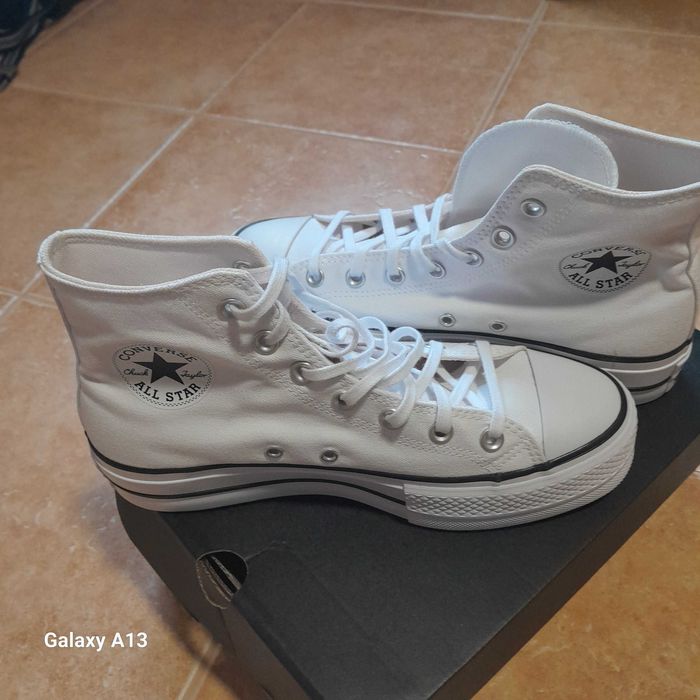 Buty Conwerse rozmiar 39,5 Nowe