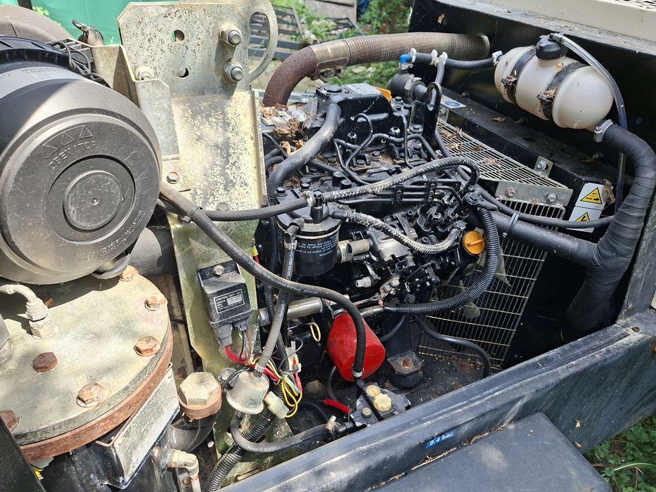 Kompresor śrubowy Ingersoll Rand 7/41