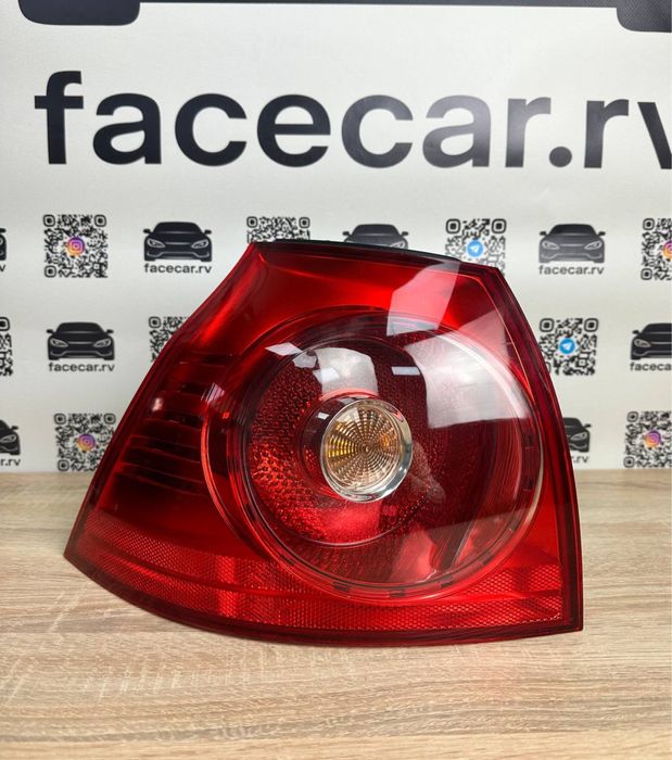 Ліхтар задній зовнішній VW Golf 5 (2003-2008) Оригінал