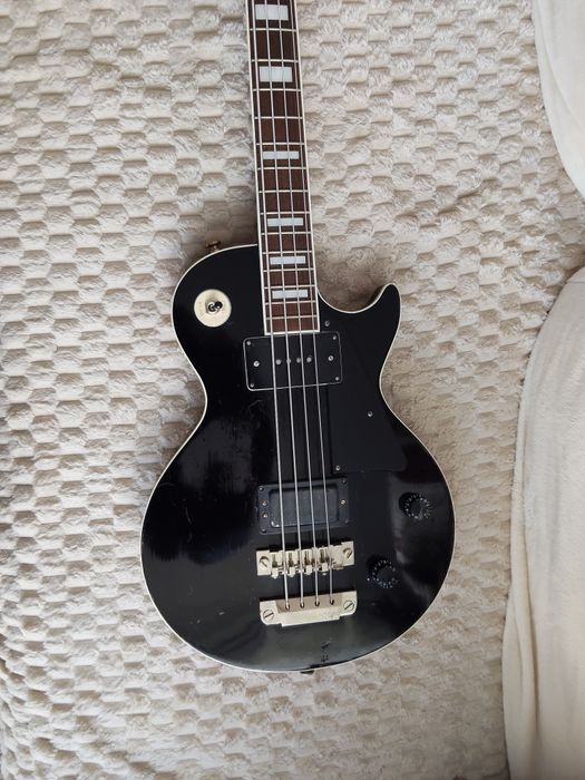 Sprzedam gitarę basową Diamand