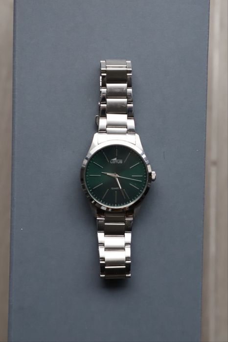 Relógio Lotus Verde 15959