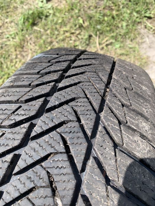 4*108, 215/60 R16
