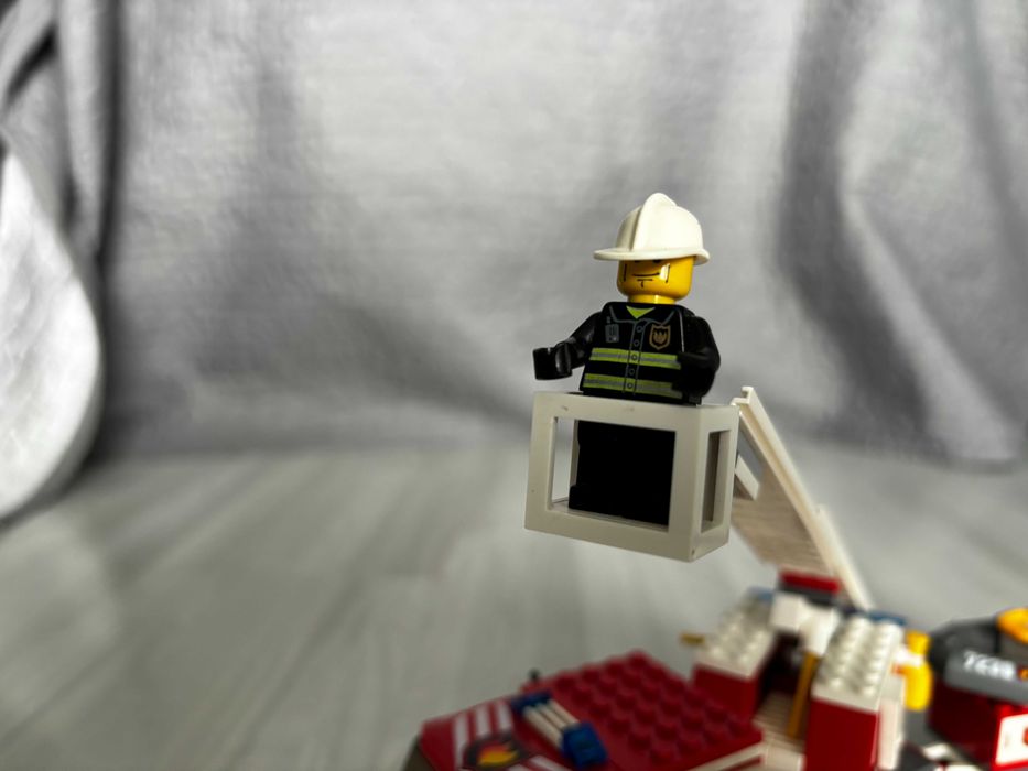 Lego City straż pożarna 7239 zestaw kolekcjonerski 2004 rok kompletny