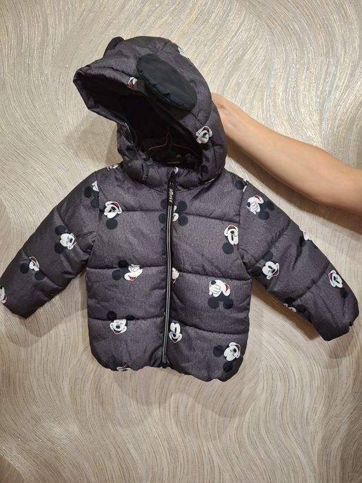 Демісезонна куртка від h&m 92