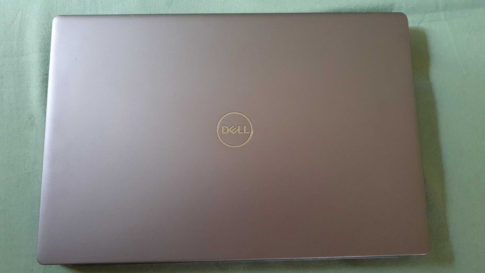 Dell Vostro 15 7590  I7-9750H/16GB/NV GF GTX 1650