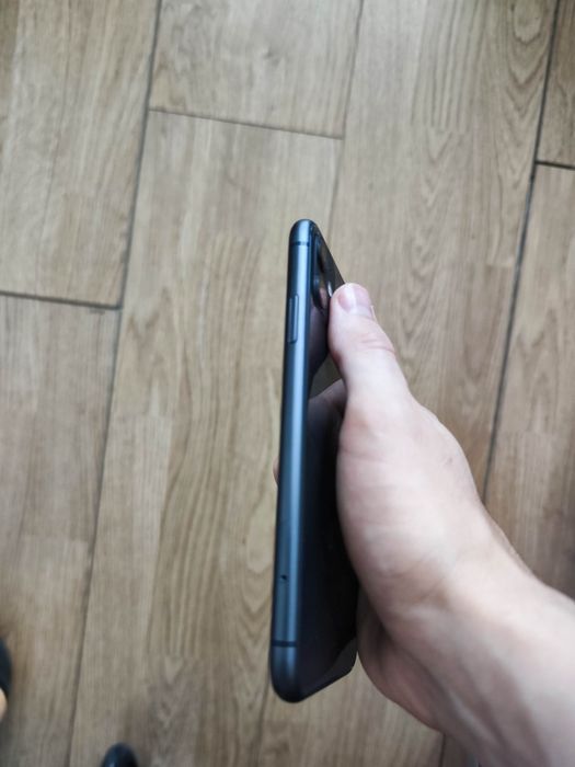 iPhone 11 preto 128GB
