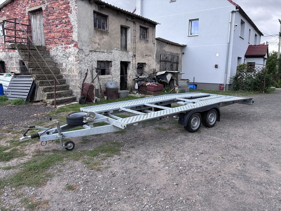 Przyczepa laweta 2700dmc
