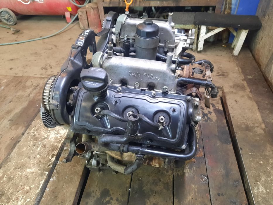 Мотор ДВС двигун Audi Vw 2.5 tdi AKN AFB 2.4 AGA бу
