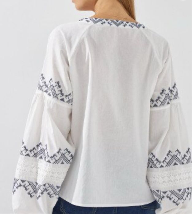 Жіночі вишиванки рoзмір L