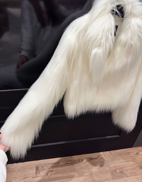 Шуба Zara искусственный мех