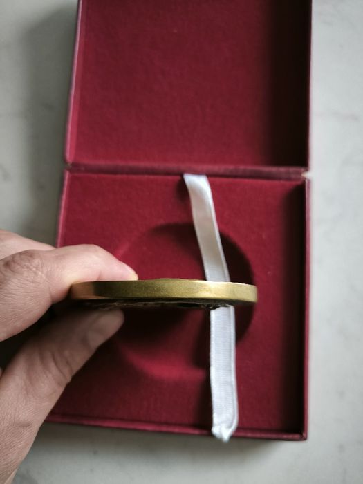 Pabianice , Maksymilian Kolbe , duży medal na 100 lecie urodzin