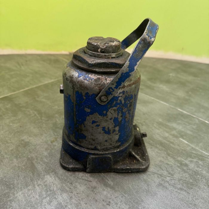 Домкрат гідравлічний 15т