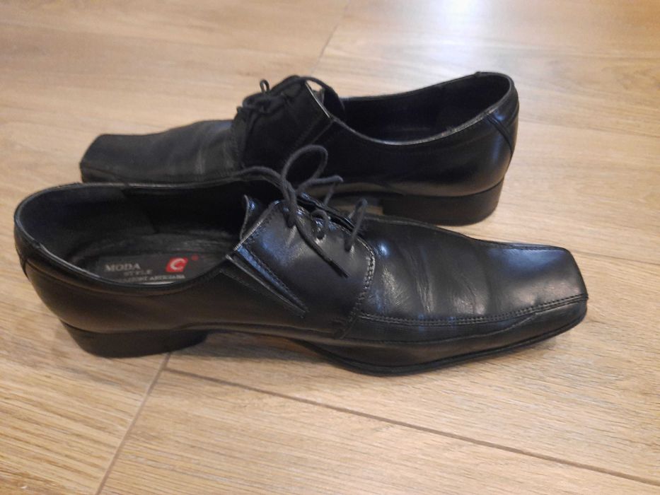 Sprzedam pantofle męskie