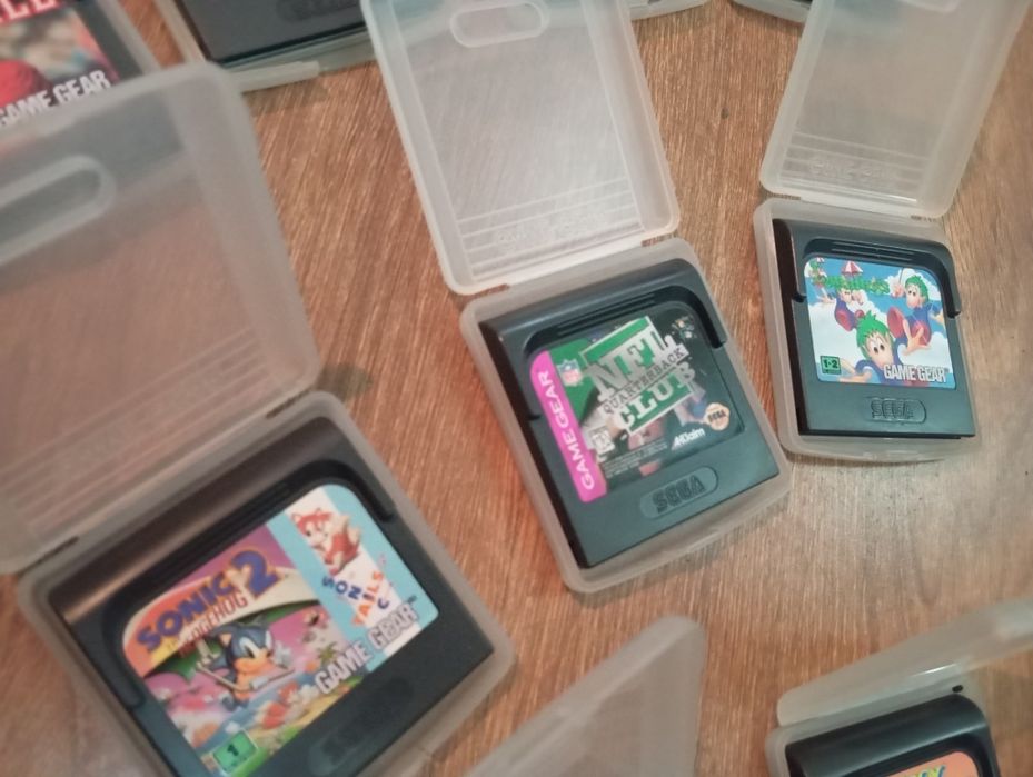 Para venda Sega game gear e 15 jogos