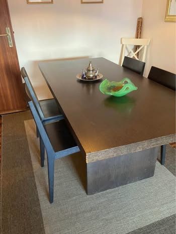 Mesa com 4 cadeiras