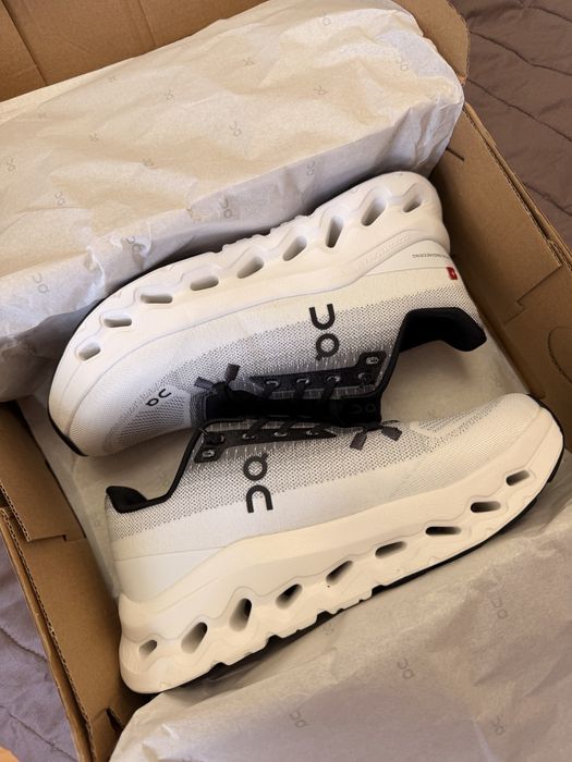 Оригінал кросівки On Running Cloudtilt 38-39