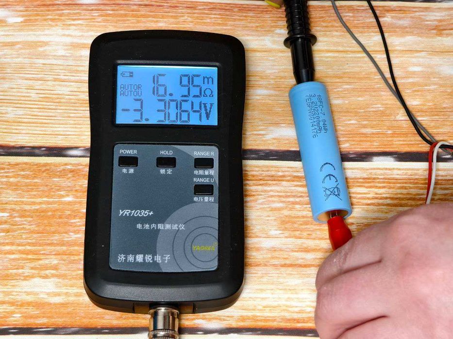 Акумулятори літій залізо-фосфатні JGNE 18650 на 2200 мА 6.6A LifePO4