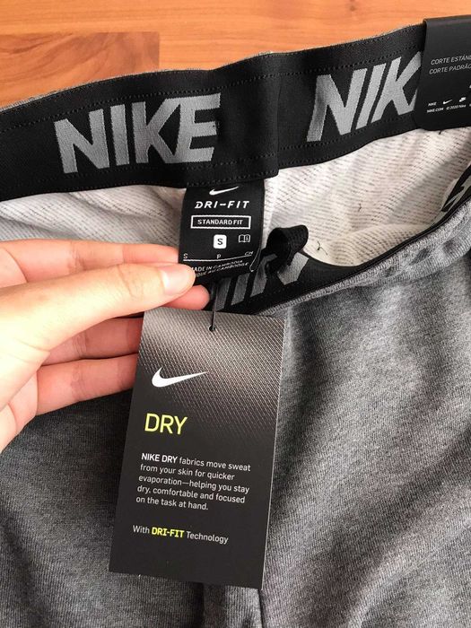 Calças Nike Dry standard fit tamanho S homem jogger