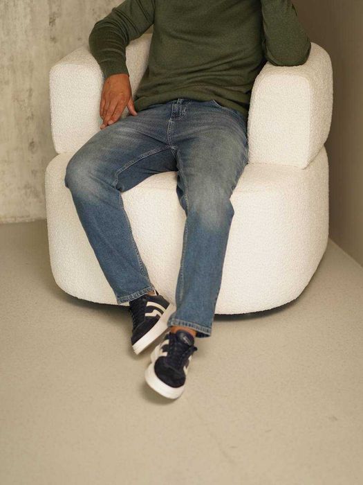 Чоловічі джинси. Сині класичні, мом, бойфренди